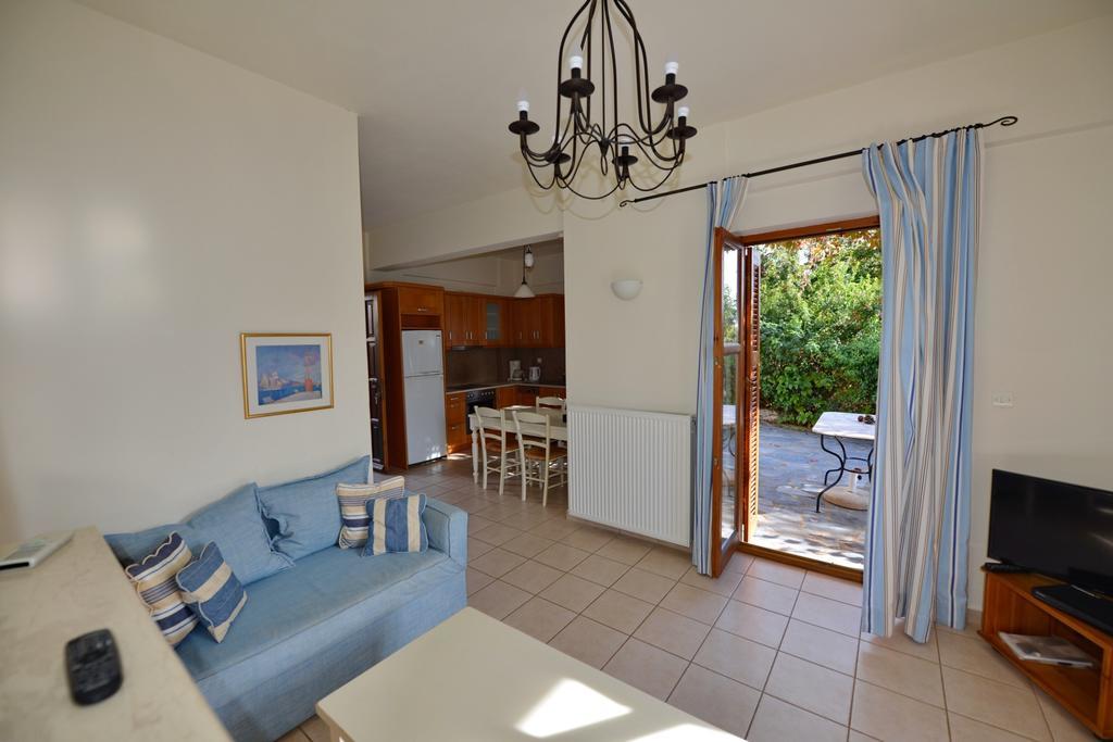 Anastasia Apartment Stoupa