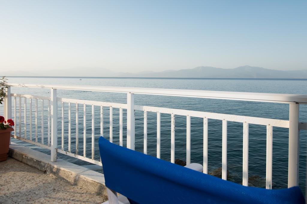 Spacious On The Beachfront Holiday home *