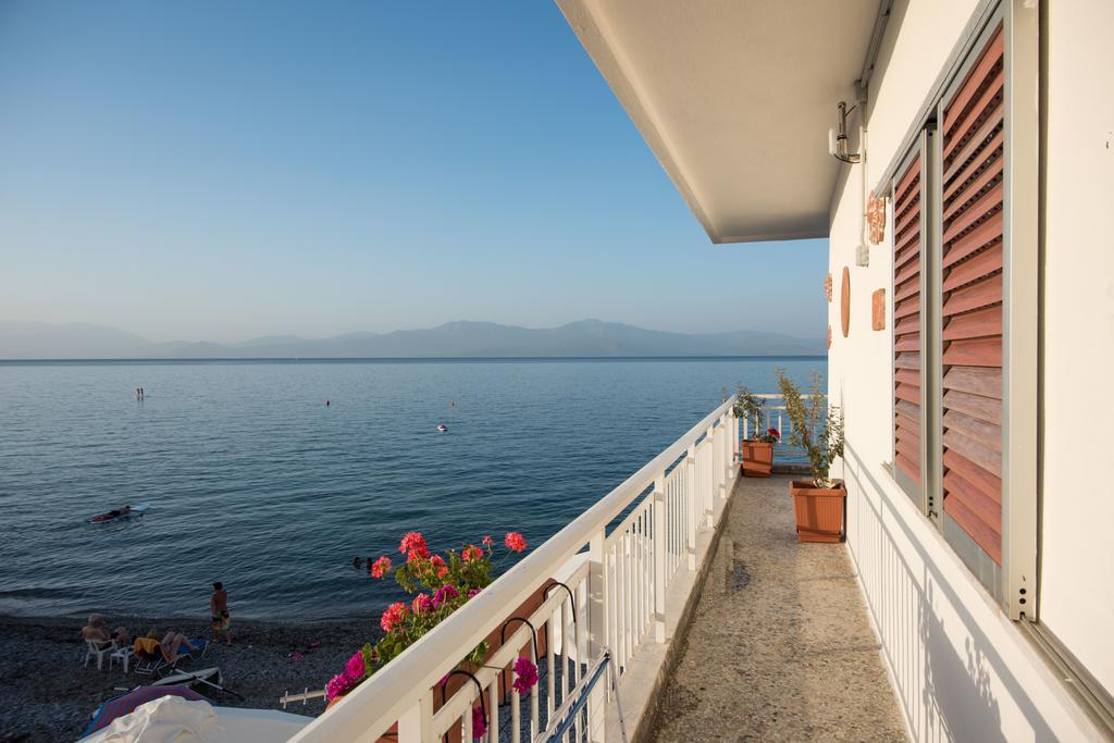Holiday home Spacious On The Beachfront Melission
