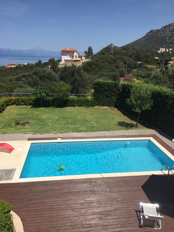 Villa Skorponeria, Pool & Sea