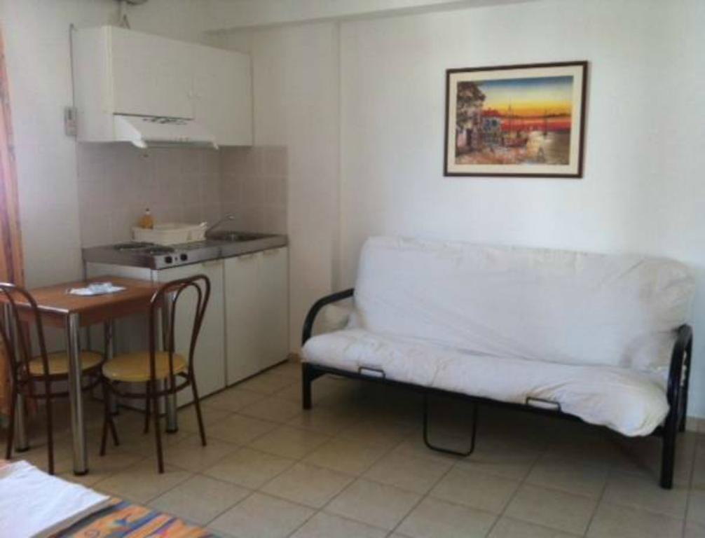 Apartment Anett Elafonissos