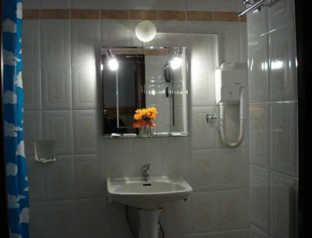 Hotel Hellinis 2*