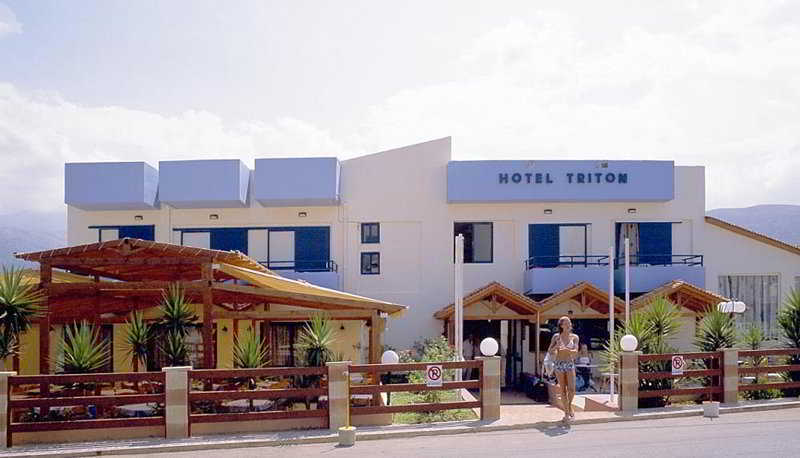 Triton Hotel 3*