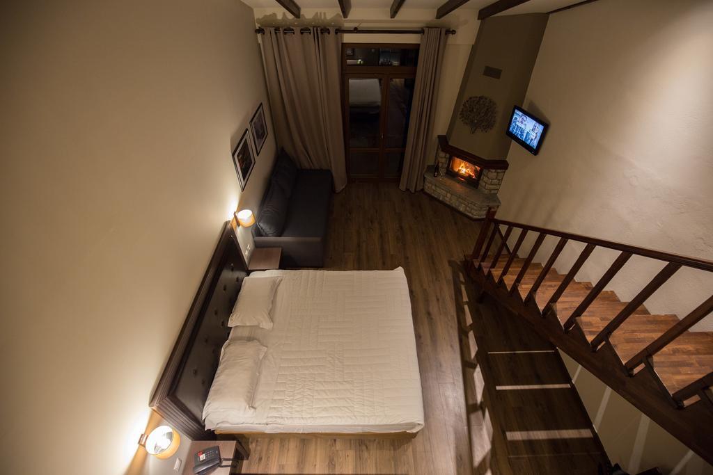 Nevros And Hotel