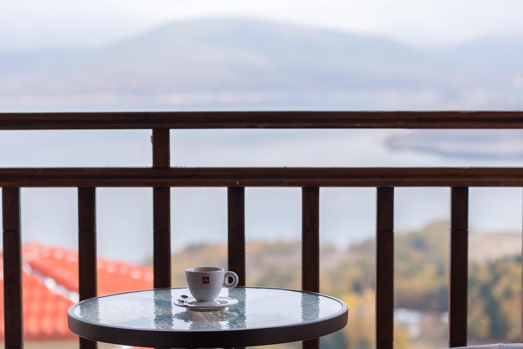 Nevros And Hotel 4*