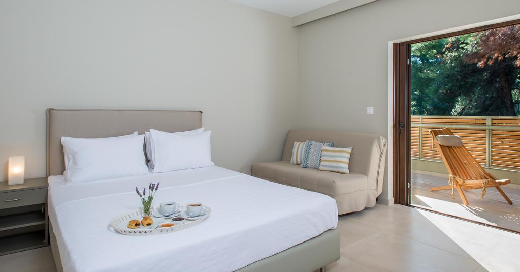 Hotel Club Agia Anna 4*
