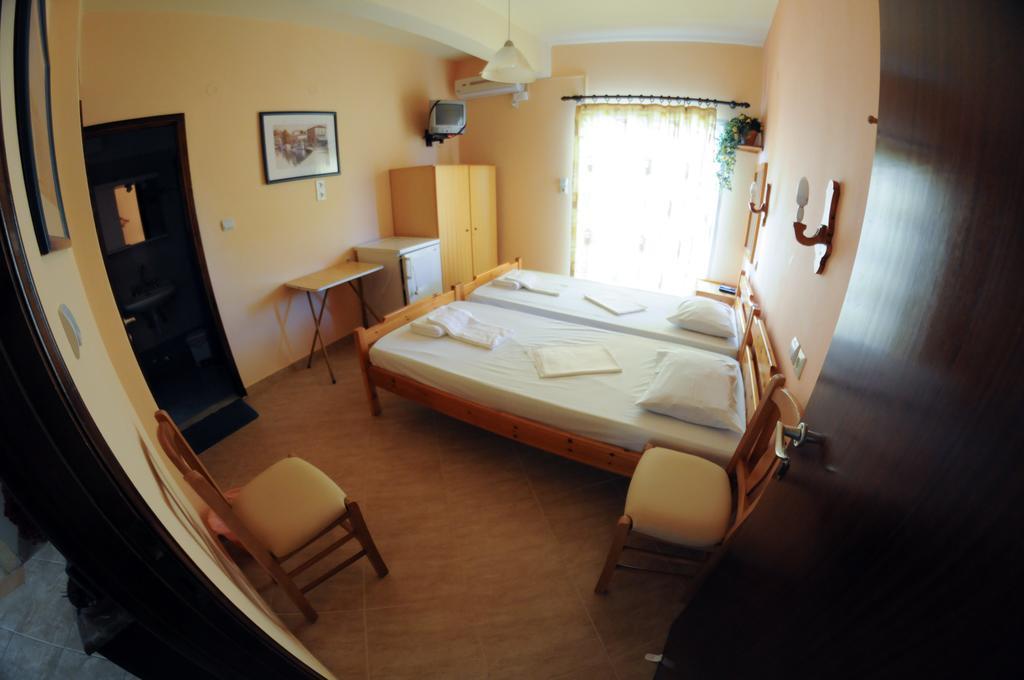 Nefeli Guest house *