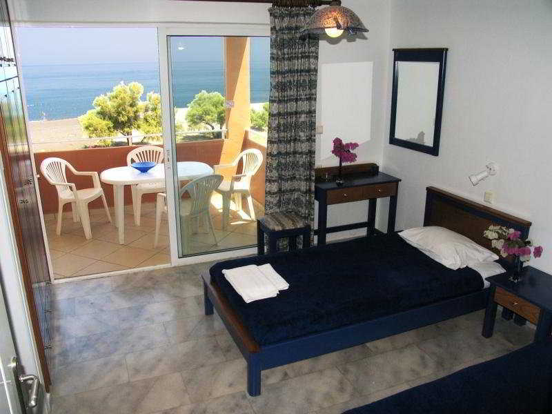 Matzi Aparthotel Gerani (Chania)