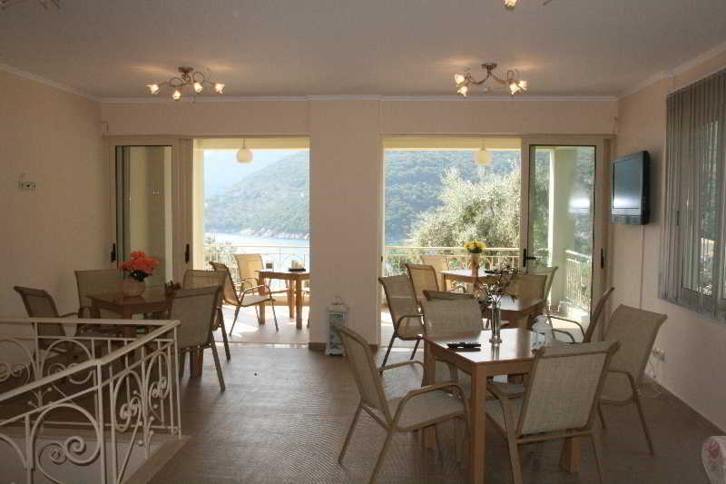 Rouda Bay 3*