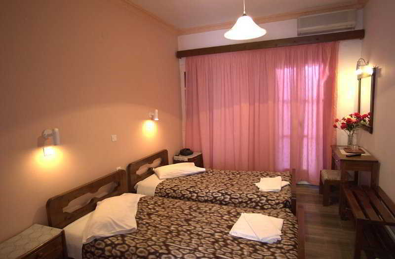 Lodos Hotel Karterados (Santorini)