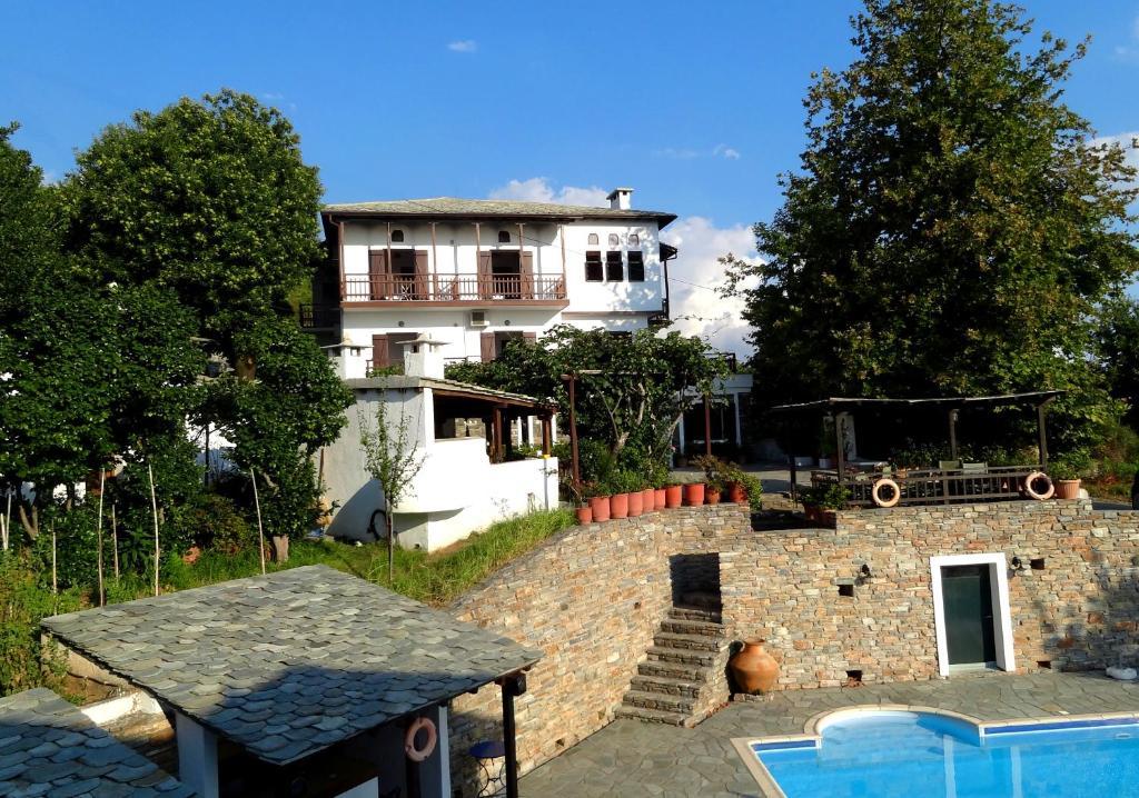 Vrionis Hotel Agios Dimitrios (Magnesia)