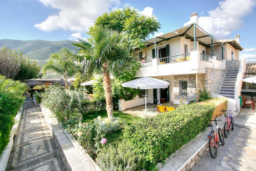 Aparthotel Sunny Garden 4*