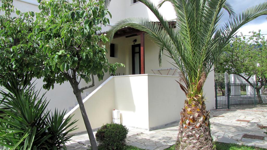 Palirria & Aparthotel Kala Nera