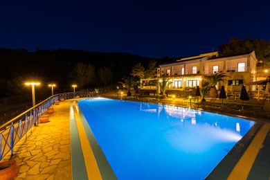 Karras Star Hotel