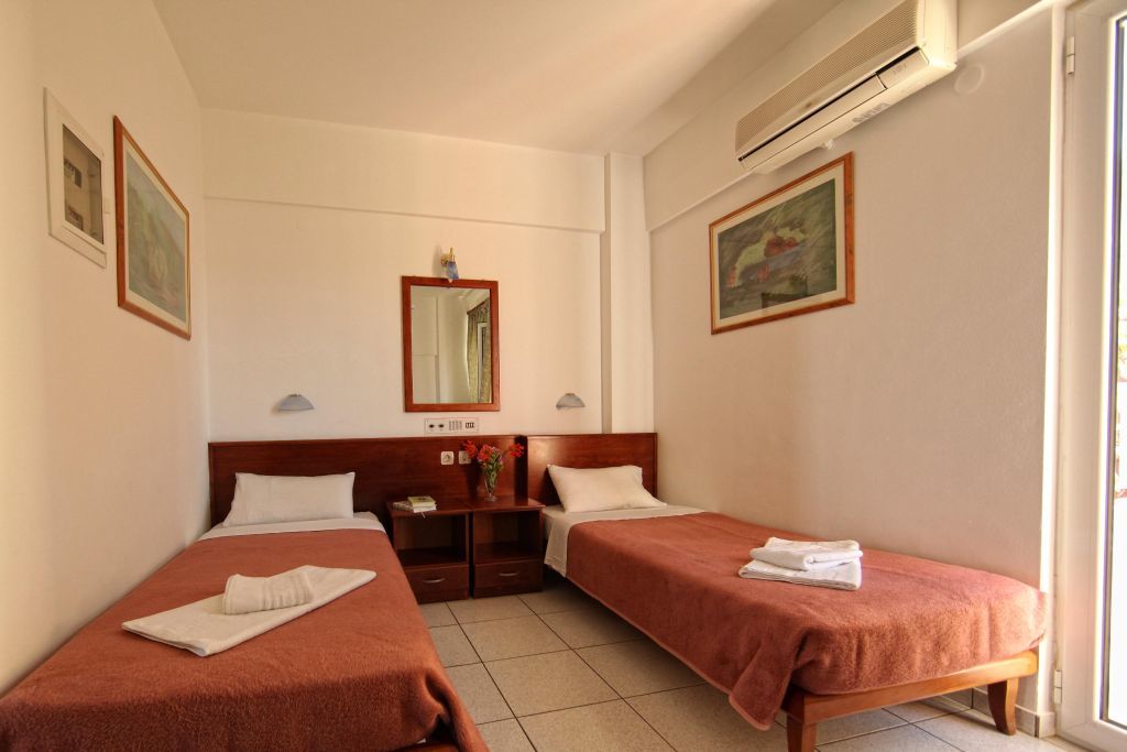 Bellos Hotel Hersonissos (Crete)