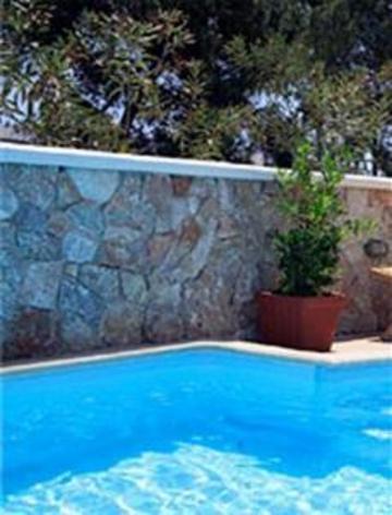 Loizos Stylish Residences