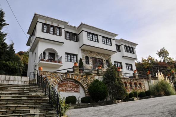 Petrino Guest house