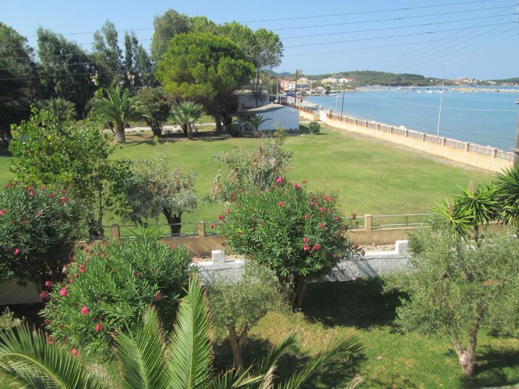 Aparthotel Ninos On The Roda (Corfu)
