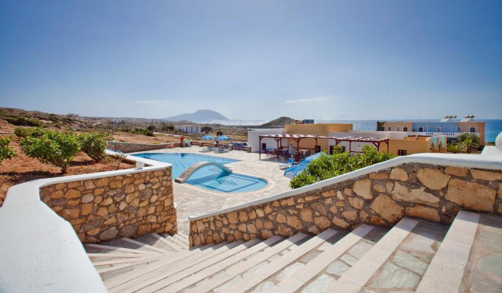 Golden Sun Aparthotel 2*