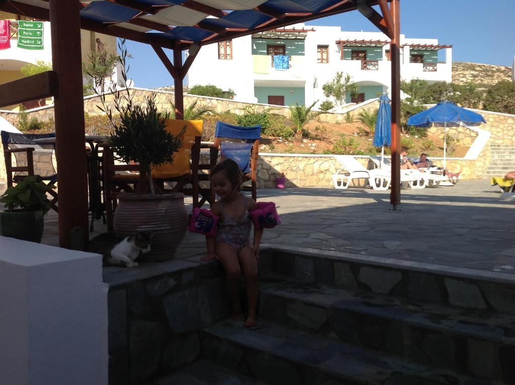 Golden Sun Aparthotel 2*