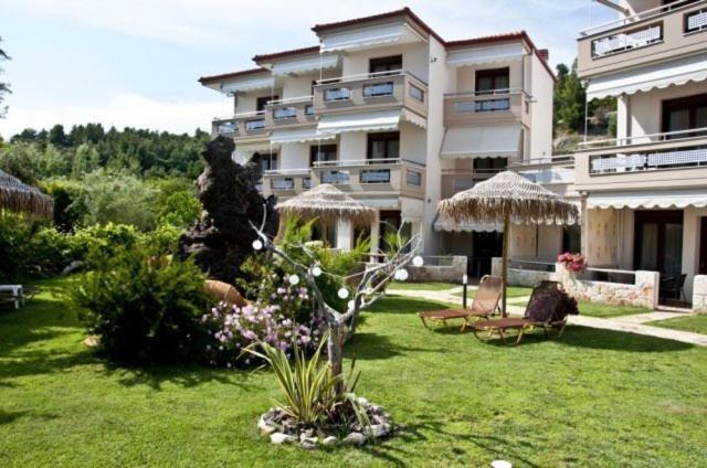 Allea And Aparthotel 2*