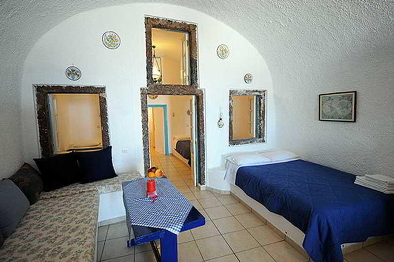 Chic Santorini Hotel Firostefani