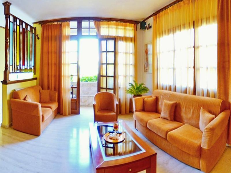 Casa Blue Hotel, Philian And 3*