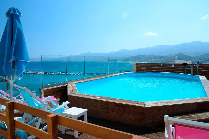 Itanos Hotel