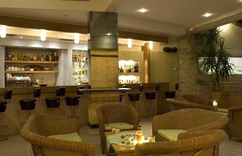 Dolfin Hotel 3*