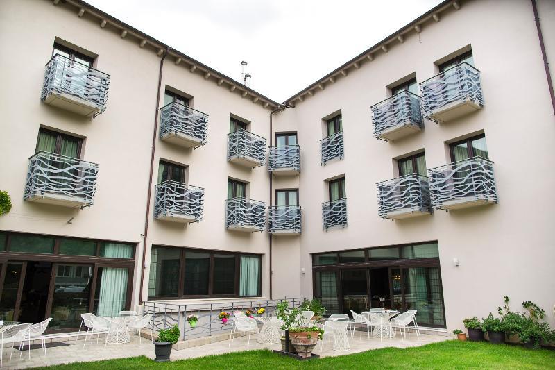 Canyon & 4* Kalavryta