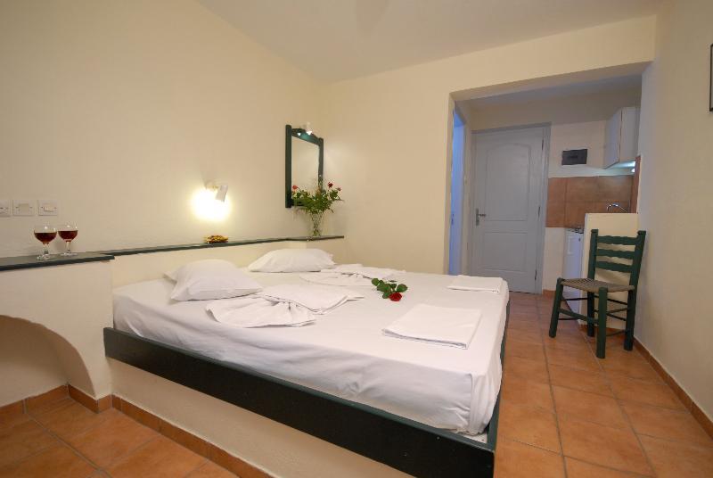 Jason & Aparthotel Naxos City