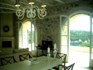 Katikies Manis Apartment *
