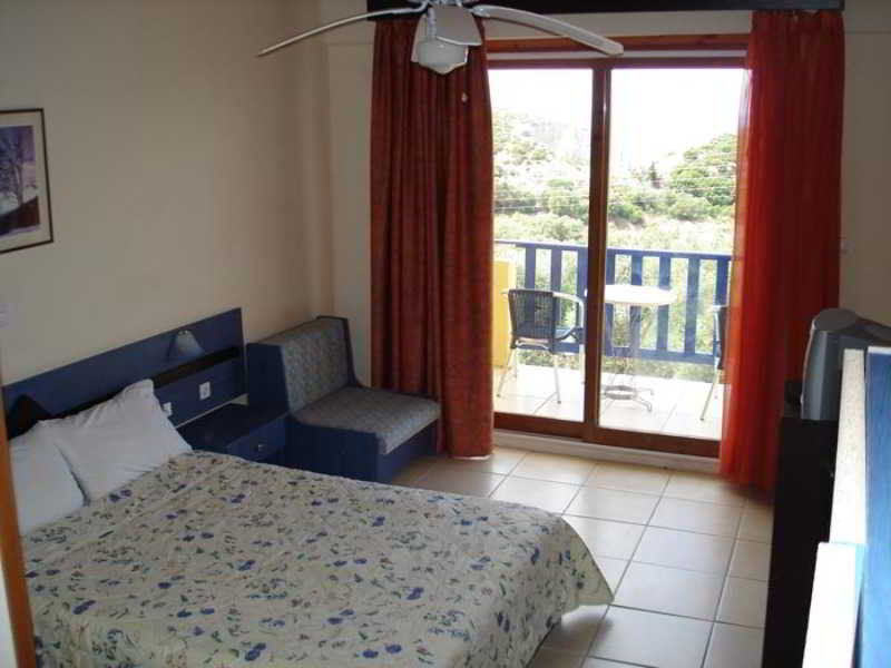 Politia Hotel 3*