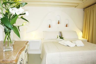Mariakis Luxury