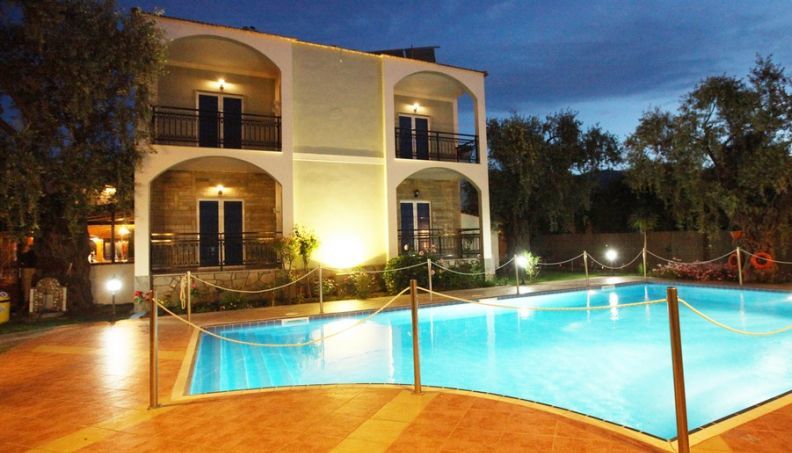 Elia Aparthotel