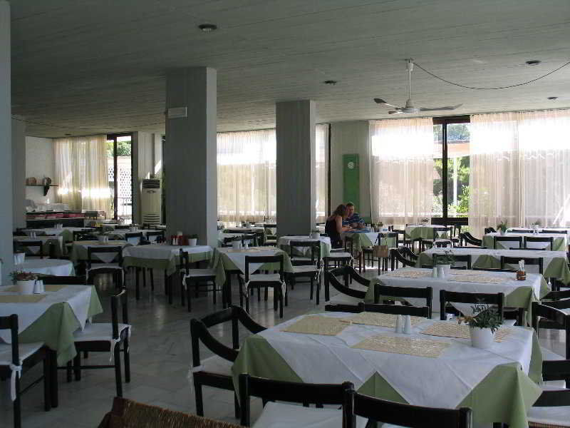 Hotel Apollo Agia Marina (Aegina)