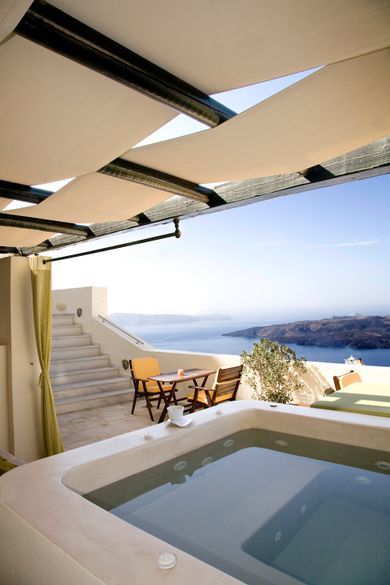 Adamis Majesty Hotel 3*