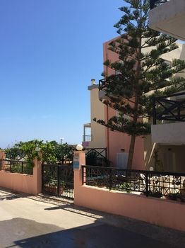 Stella 3* Kokkini Hani
