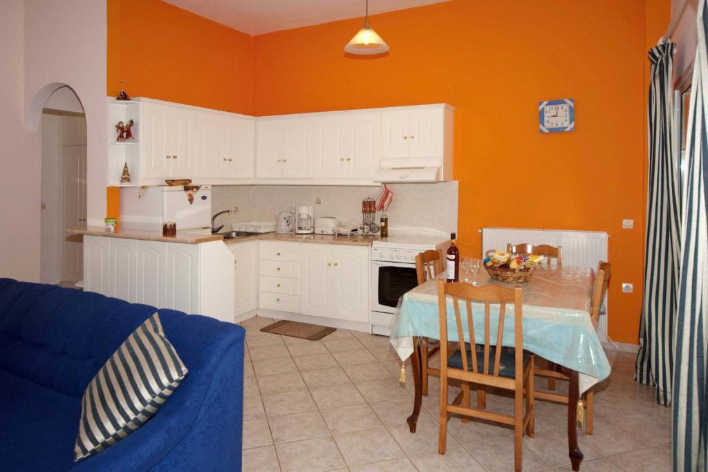 Aparthotel Crystal Blue Hotel, 3*