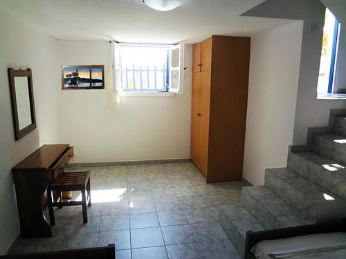 Haroula Apartment Naousa (Paros)