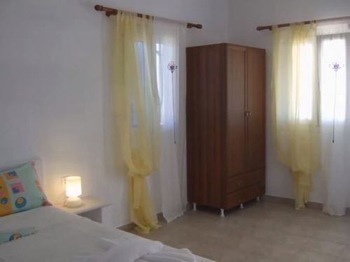 Donoussa Rooms