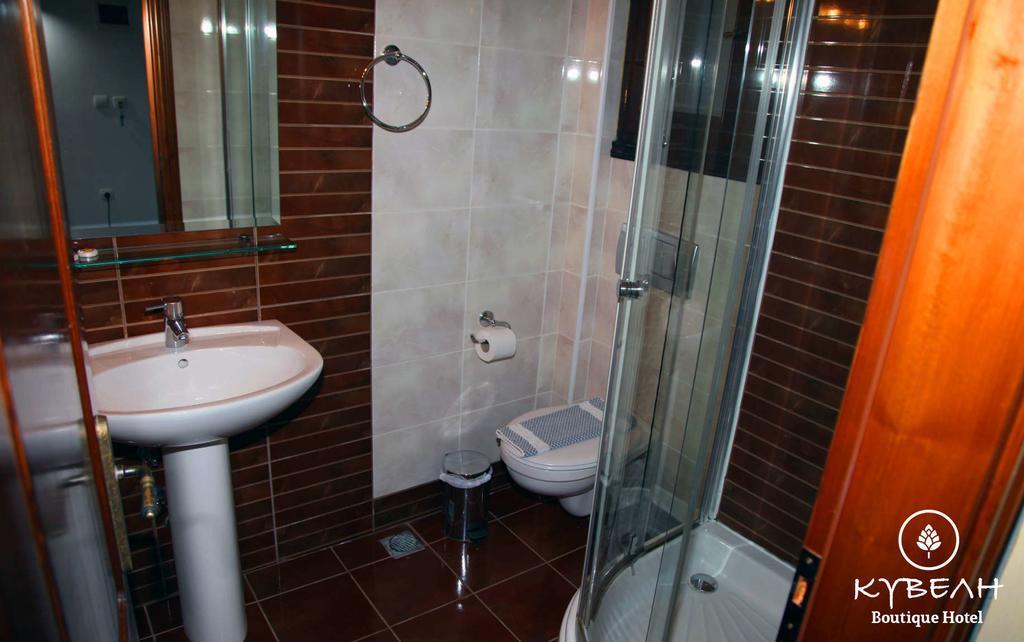 Kyveli 2* Palaioi Poroi