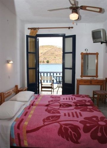 Delfini Hotel 2*