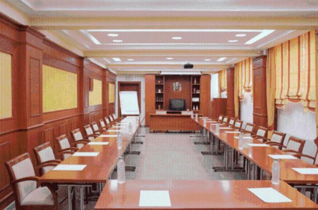 Hotel Elpida 3*