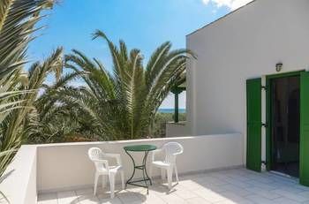 Apartment Vrettos Beachfront