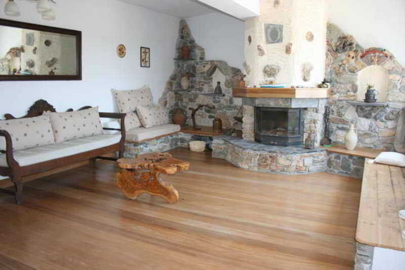 Akrotiri Aparthotel Platia Ammos