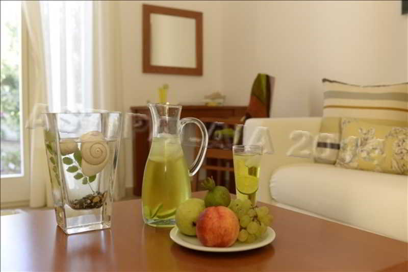 Aparthotel Mouras