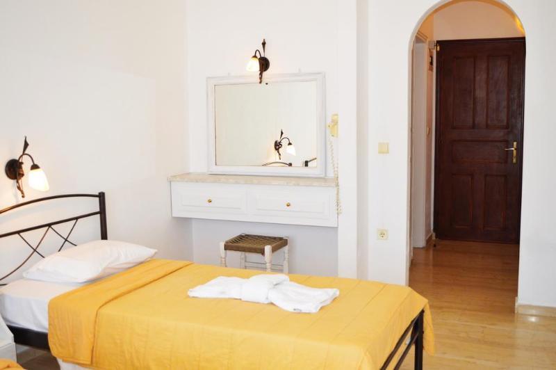 Aparthotel Poseidon 3*