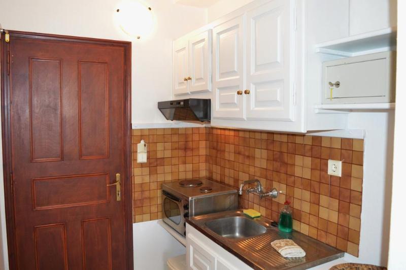 Aparthotel Poseidon Skiathos Town