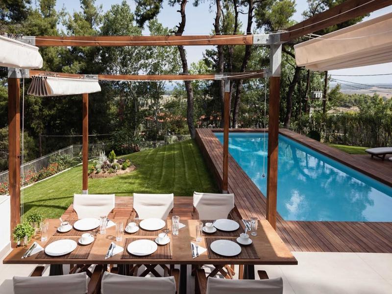 The White At Sani